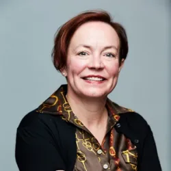 A headshot of Rebecca Wetteman