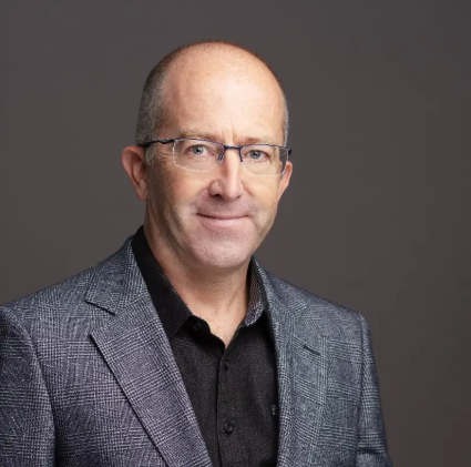 A headshot of Jim Davies