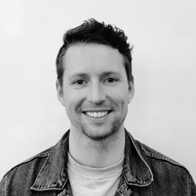 A headshot of Karl Phenix