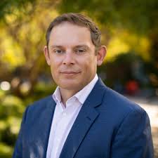 A headshot of Kris Billmaier