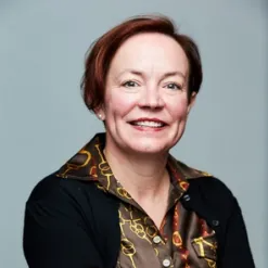 A headshot of Rebecca Wetteman